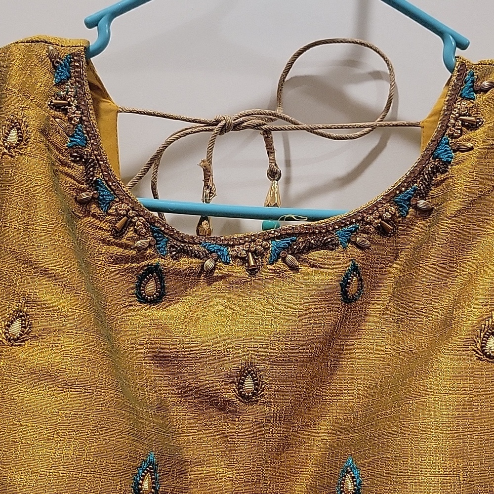 Designer Indian Salwar Suit for Parties – Elegant & Eye-Catching! - Picture 11 of 14